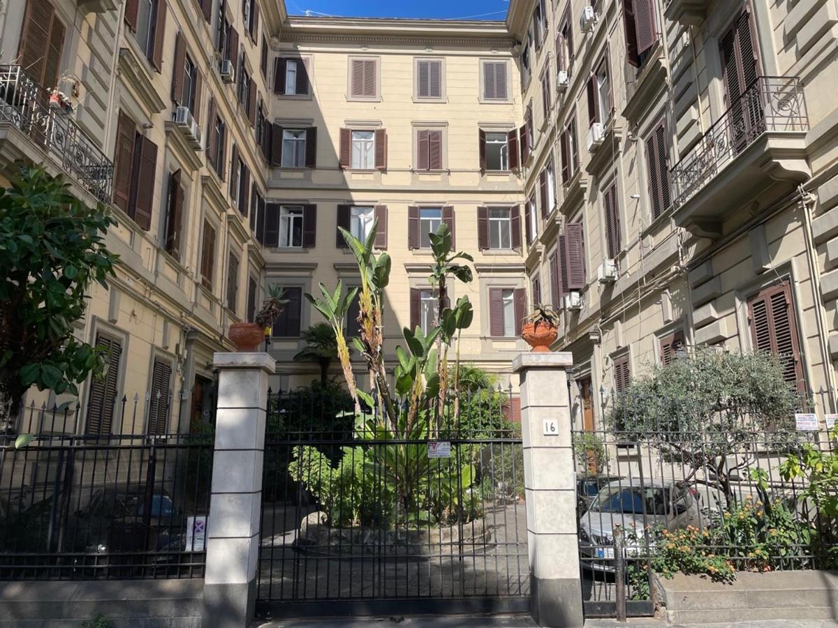 Hotel Gramsci 16 Neapel Exterior foto